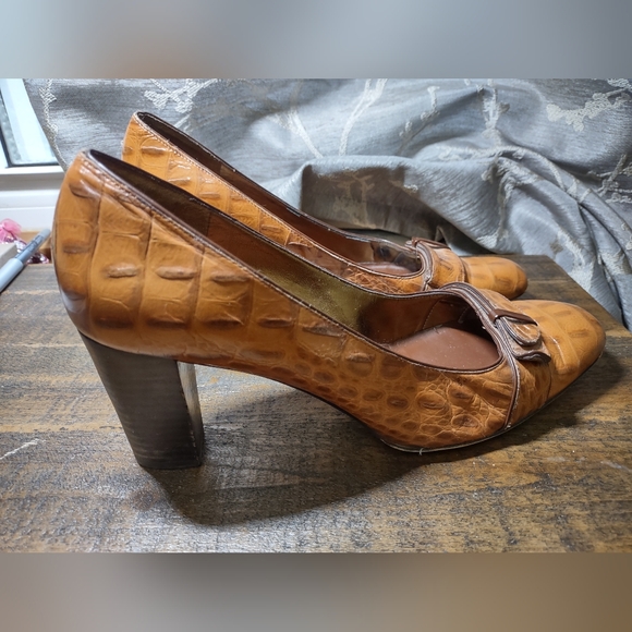 Enzo Angiolini Brown High Block Heels - Picture 2 of 5